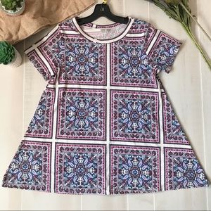 Honey and Lace tunic short sleeve tee floral print